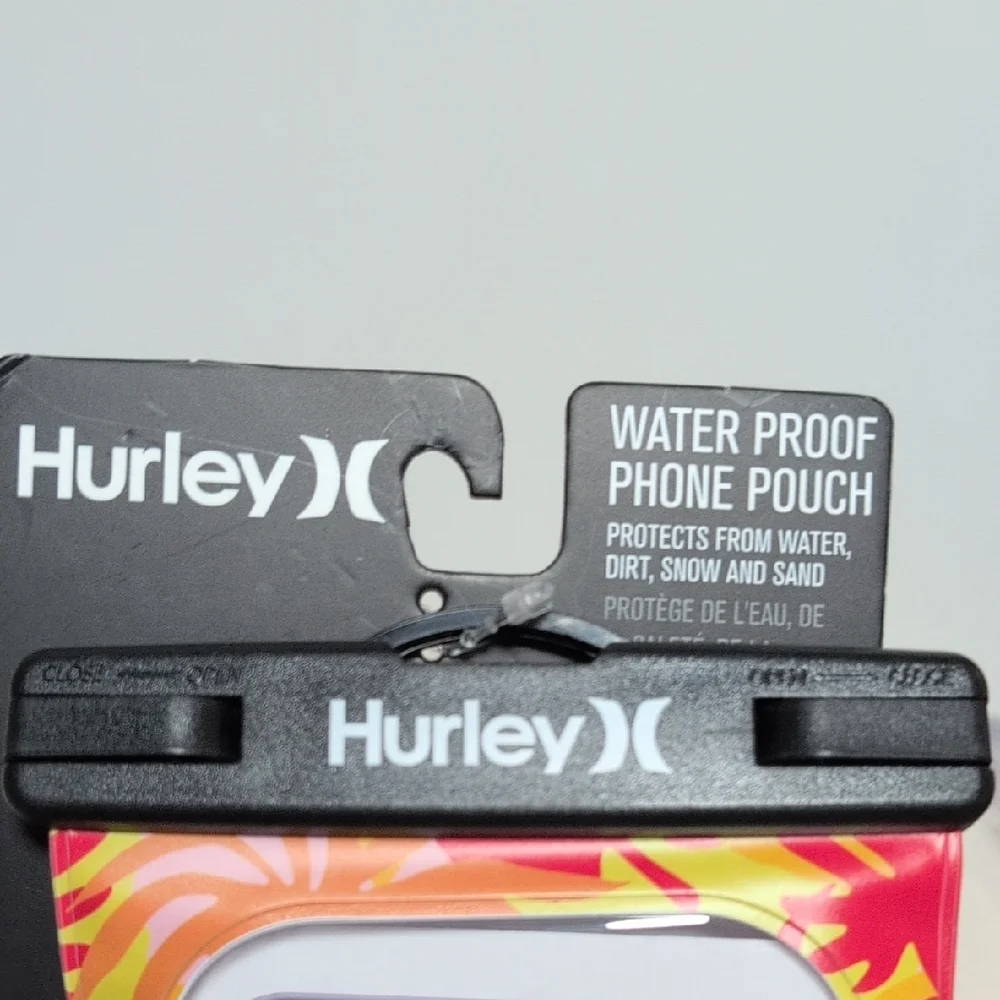 Hurley Tropical Waterproof Phone Pouch